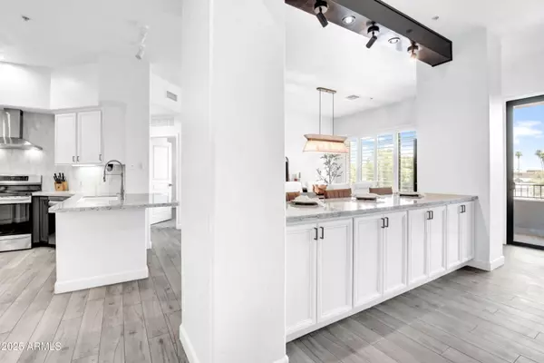 2989 N 44TH Street #3013, Phoenix, AZ 85018