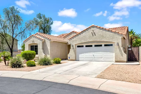 17862 W Caribbean Ln, Surprise, AZ 85388-7518