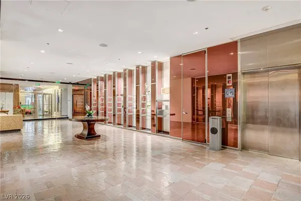 4381 W Flamingo RD #5207, Las Vegas, NV 89103