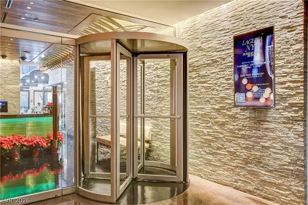 4381 W Flamingo RD #5207, Las Vegas, NV 89103