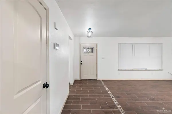 206 E Dominion DR, Harlingen, TX 78550