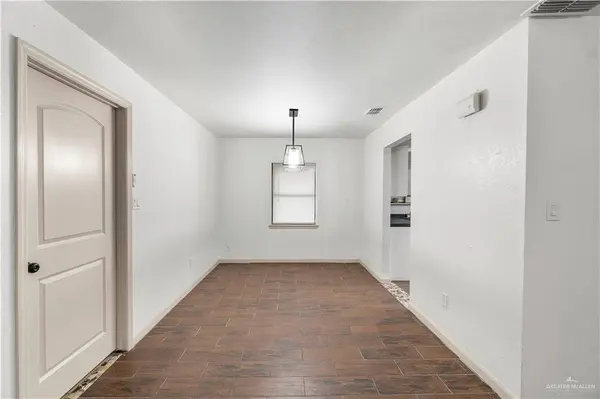 206 E Dominion DR, Harlingen, TX 78550