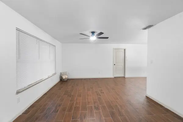 206 East Dominion Drive, Harlingen Tx 78550,