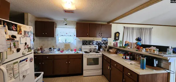 4018 Elliot Rd, Pinewood, SC 29125