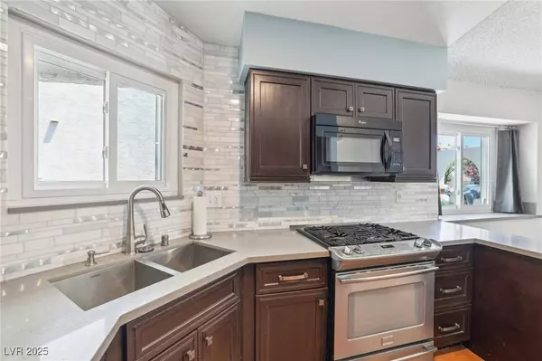 371 Legacy DR, Henderson, NV 89014