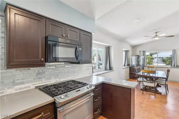 371 Legacy DR, Henderson, NV 89014