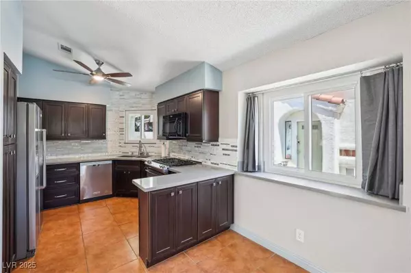 371 Legacy DR, Henderson, NV 89014