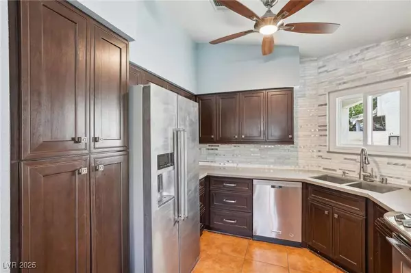 371 Legacy DR, Henderson, NV 89014