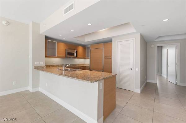 222 Karen AVE #1101, Las Vegas, NV 89109