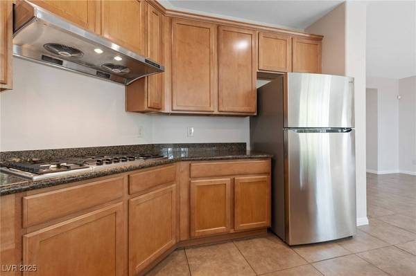 8228 Seven Falls ST, North Las Vegas, NV 89085