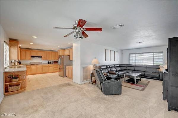 4363 El Cebra WAY, Las Vegas, NV 89121