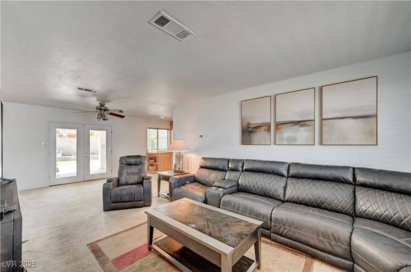 4363 El Cebra WAY, Las Vegas, NV 89121