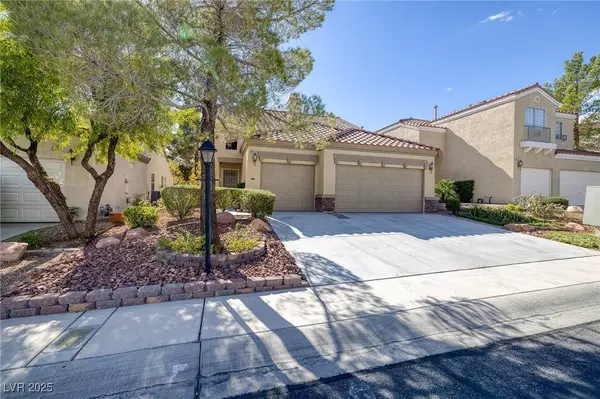 8913 Picket Fence AVE, Las Vegas, NV 89143