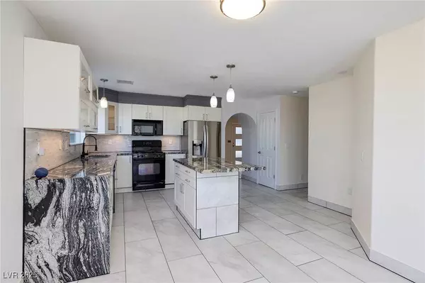 3385 W Agate AVE, Las Vegas, NV 89139