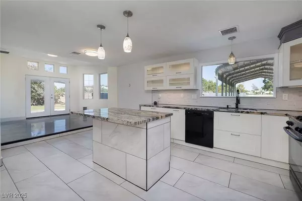 3385 W Agate AVE, Las Vegas, NV 89139