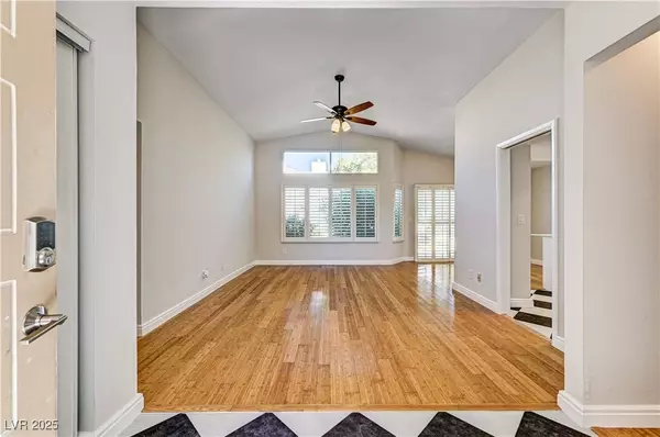 6508 Faith Peak DR, Las Vegas, NV 89108