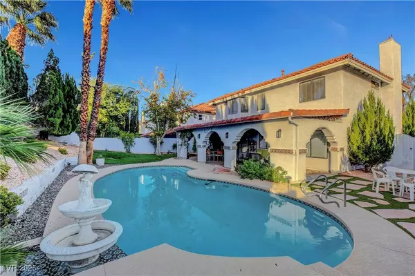 2825 Waterview DR, Las Vegas, NV 89117