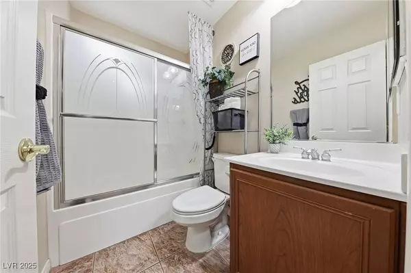 1055 Lush Hillside CT, Henderson, NV 89002