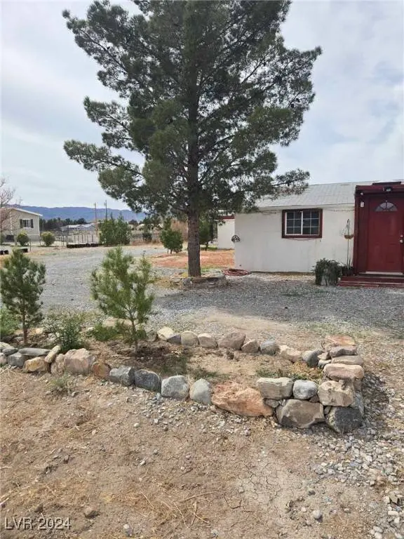 5200 Bonnie Street, Pahrump, NV 89048