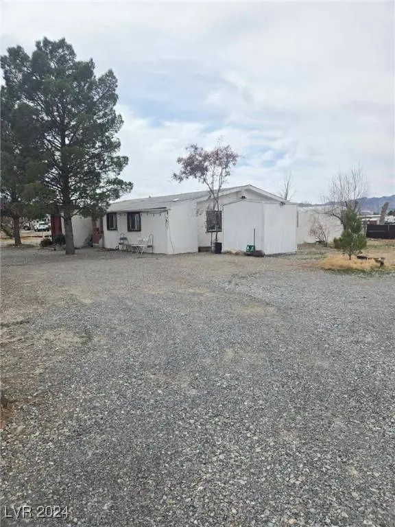 5200 Bonnie Street, Pahrump, NV 89048