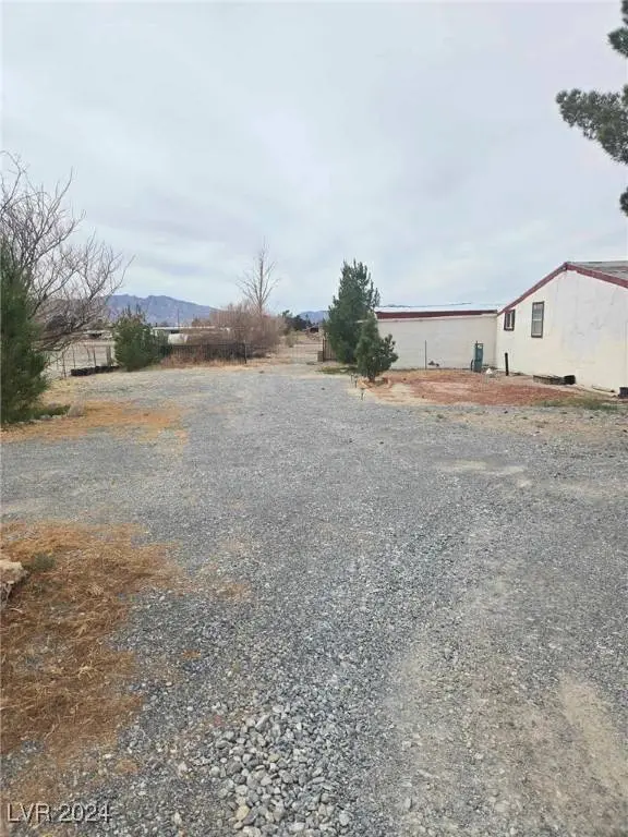 5200 Bonnie Street, Pahrump, NV 89048