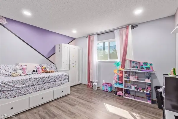 5813 Halifax AVE, Las Vegas, NV 89107