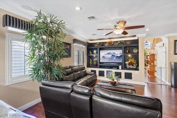 3827 Blue Gull ST, North Las Vegas, NV 89032