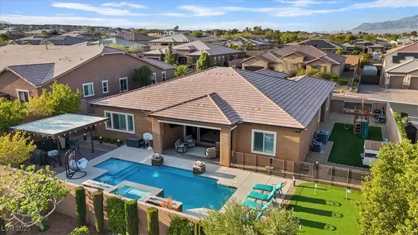 9801 Guiding Light Avenue, Las Vegas, NV 89149