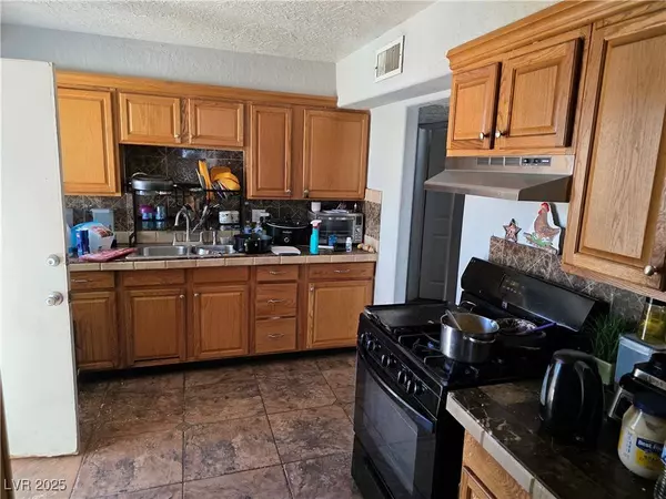 2725 Webster ST, North Las Vegas, NV 89030