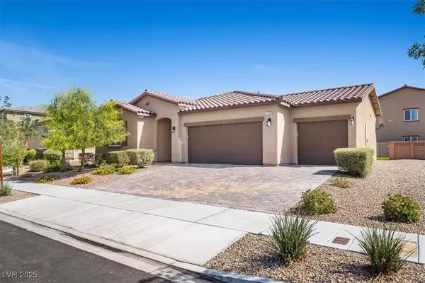 3708 Fuselier DR, North Las Vegas, NV 89032