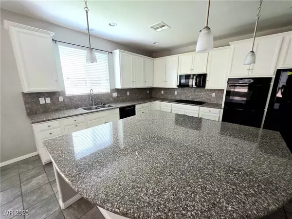 3708 Fuselier DR, North Las Vegas, NV 89032