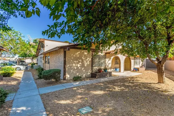 5917 Smoke Ranch RD #B, Las Vegas, NV 89108