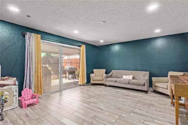 5813 Halifax AVE, Las Vegas, NV 89107