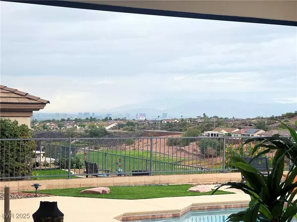 2784 Cherrydale Falls DR, Henderson, NV 89052