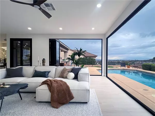 2784 Cherrydale Falls DR, Henderson, NV 89052