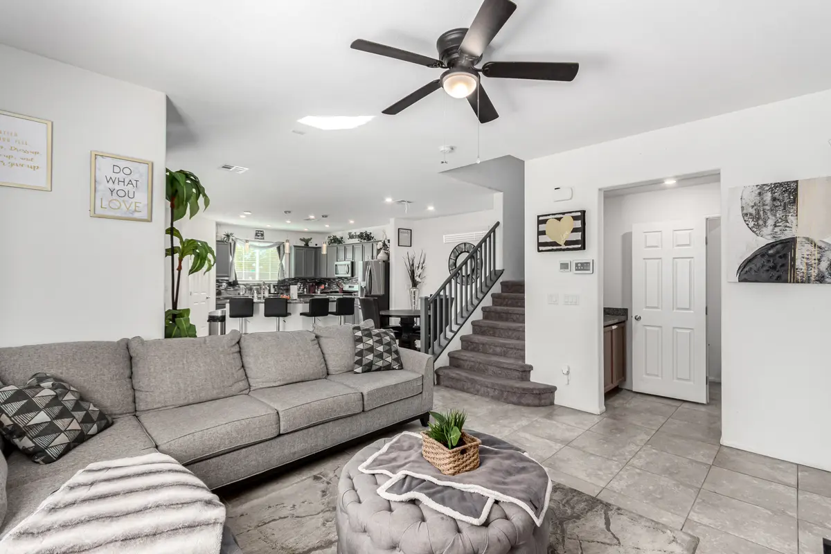 10604 Sariah Skye Ave, Las Vegas, NV 89166-1243