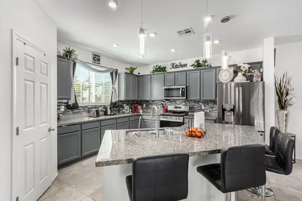 10604 Sariah Skye Ave, Las Vegas, NV 89166-1243