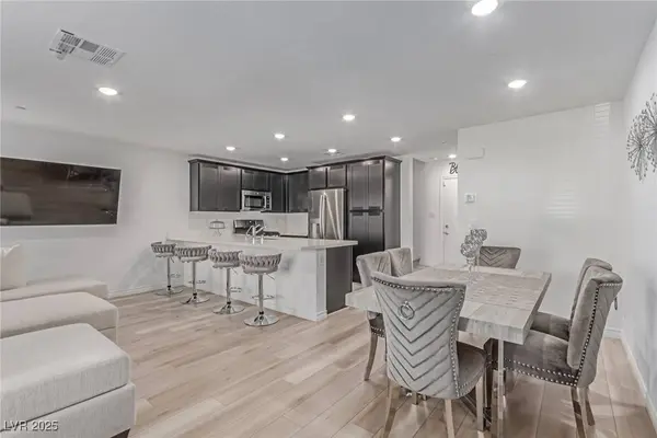 6150 Foxes Dale ST, Las Vegas, NV 89166