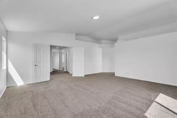 576 Foster Springs RD, Las Vegas, NV 89148