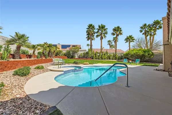 5725 Owl Butte Court, Las Vegas, NV 89149