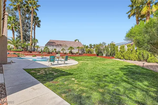 5725 Owl Butte Court, Las Vegas, NV 89149