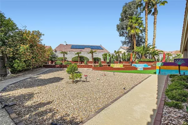 5725 Owl Butte Court, Las Vegas, NV 89149