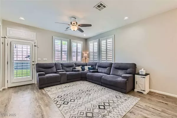 9413 Steeltree ST, Las Vegas, NV 89143