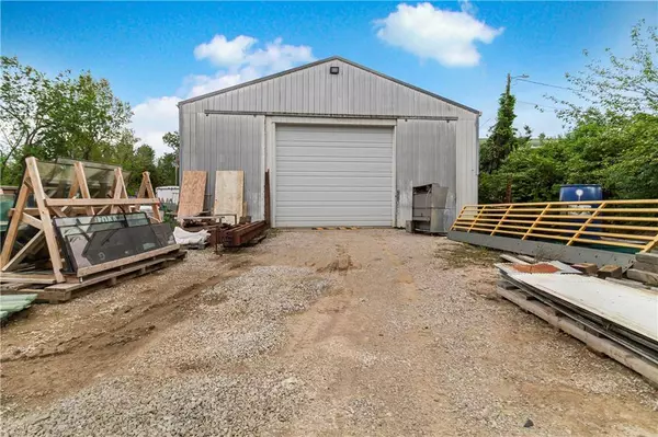 505 E Young AVE, Warrensburg, MO 64093