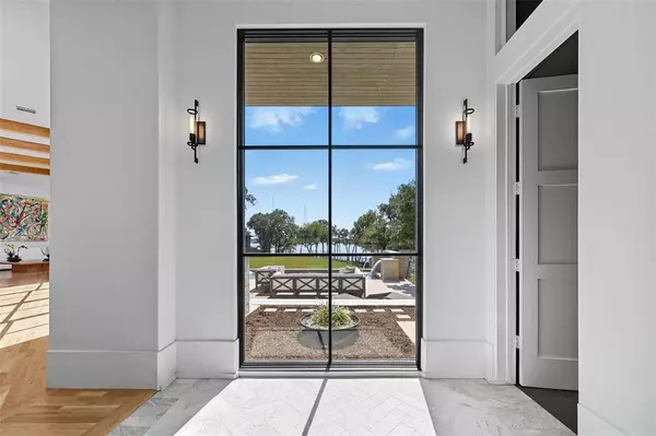 6833 Red Bud Drive, Flower Mound, TX 75022