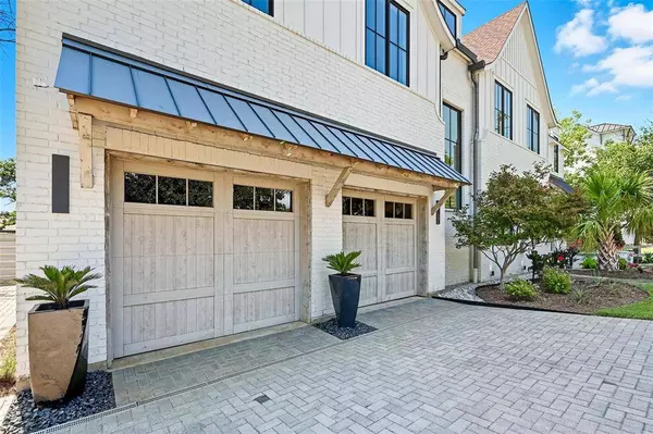 6833 Red Bud Drive, Flower Mound, TX 75022