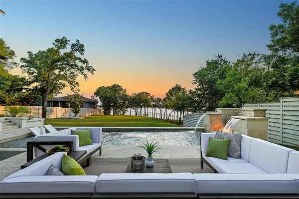 6833 Red Bud Drive, Flower Mound, TX 75022