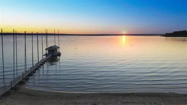 6833 Red Bud Drive, Flower Mound, TX 75022