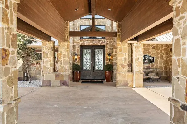 1180 McReynolds Road, Sanger, TX 76266
