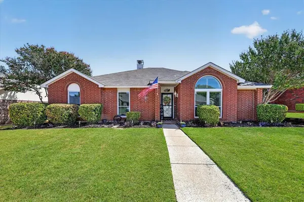 4312 Hillshire Court, Flower Mound, TX 75028